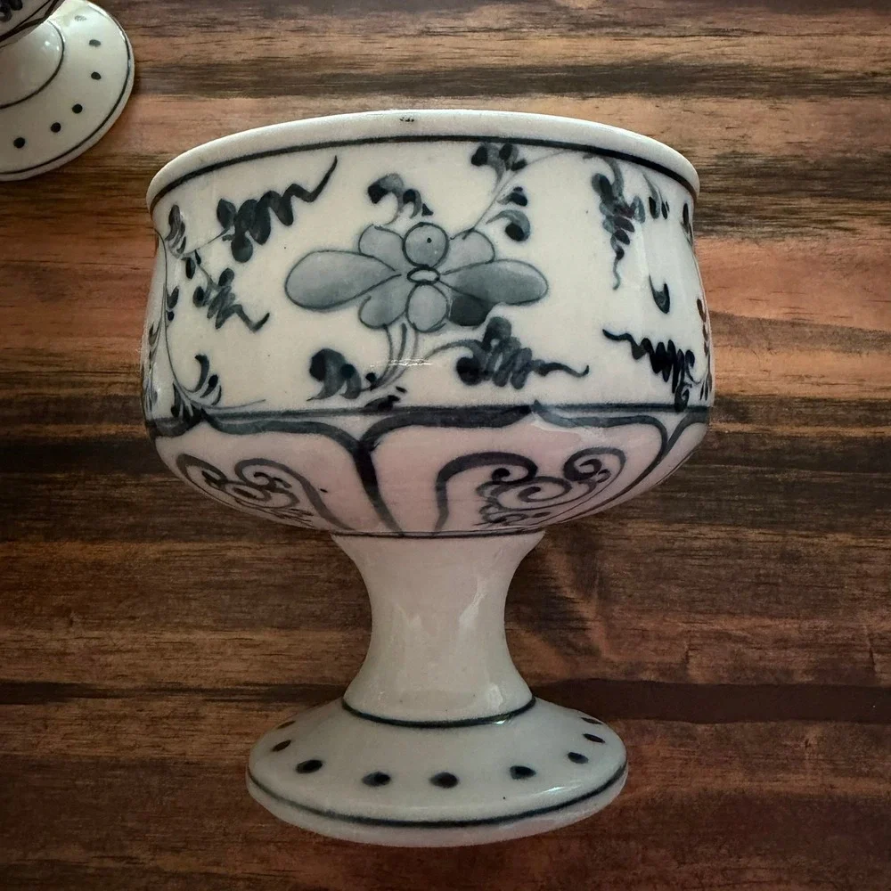 Footed Bowls 3.5in Blue White‎ Floral Ceramic Set of 4